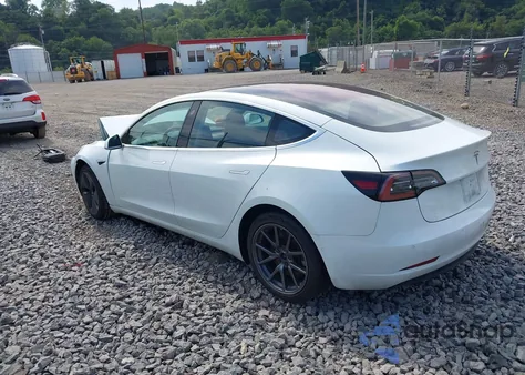 2018 Tesla Model 3 Long Range/Performance из США, поврежденный, VIN 5YJ3E1EB6JF131306